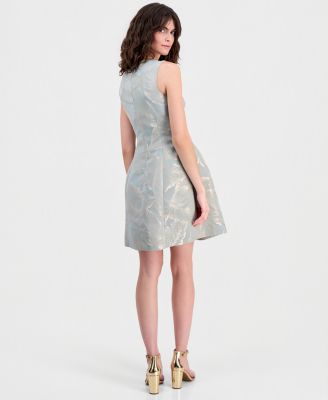 Women's Sleeveless Seamed Fit & Flare Dress