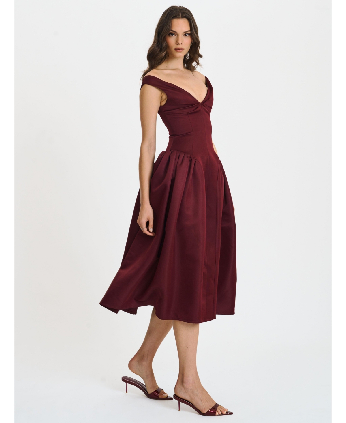 Miss Circle Women's Omella Burgundy Ruched Bust Sweetheart Flared Maxi Dress