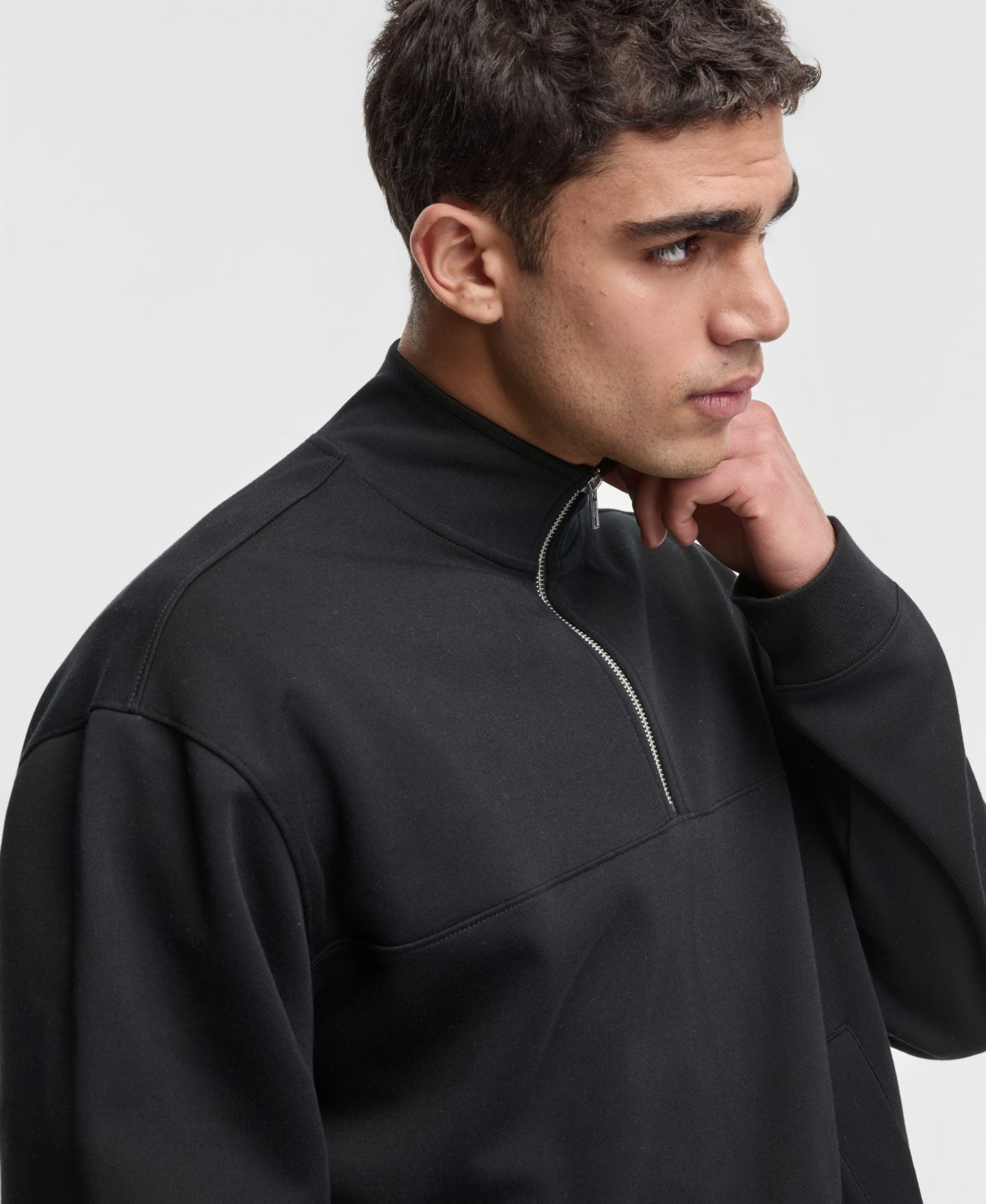 Мужской свитер Mode of One Relaxed-Fit Quarter-Zipper, цвет: Глубокий чёрный — фото 3
