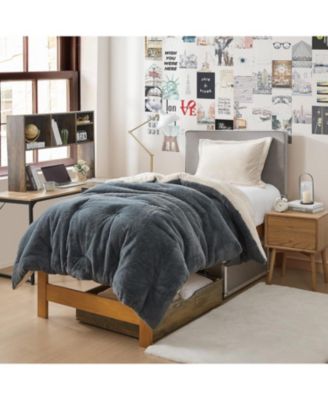 Plumpy Pudgy Portly Chunky Bunny - Oversized Comforter