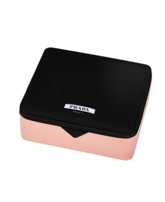 ポーチ・BOX付きPRADA パウダーチーク ポーチ・BOX付きPRADA パウダー