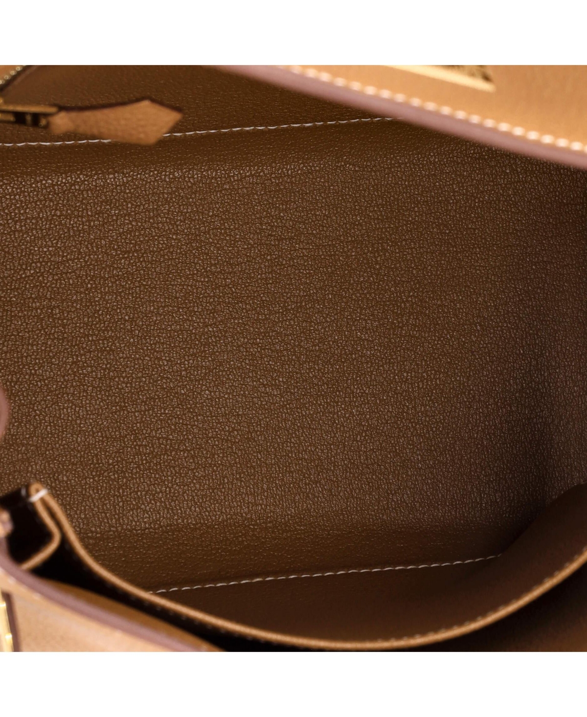 Pre-Owned HERMES Kelly 25 Handbag Brown Togo with Gold Hardware