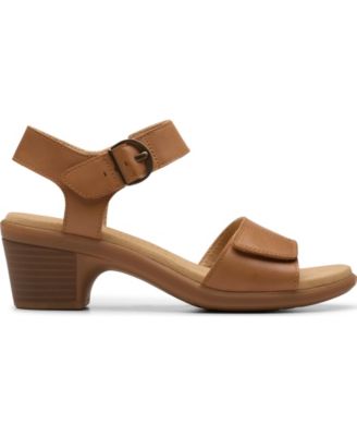 Women's Emily2 Amanda Round Toe Sandals