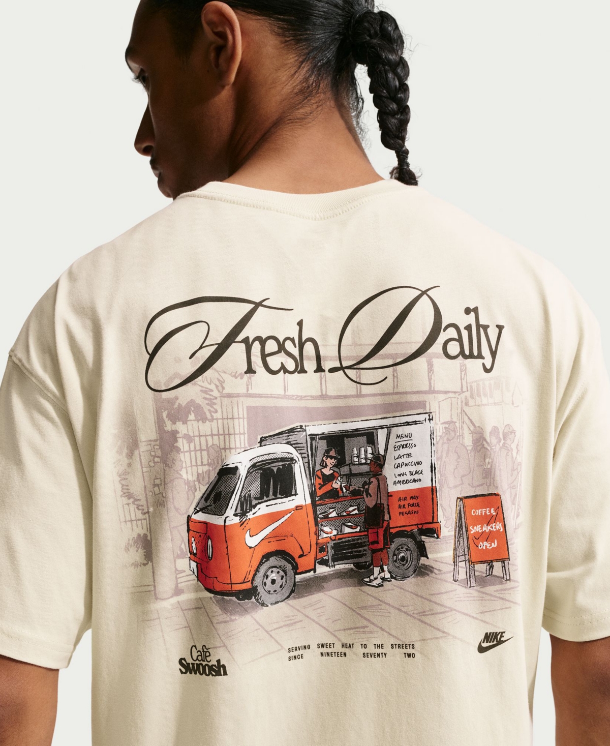 Nike Men's Crewneck Loose-Fit T-Shirt