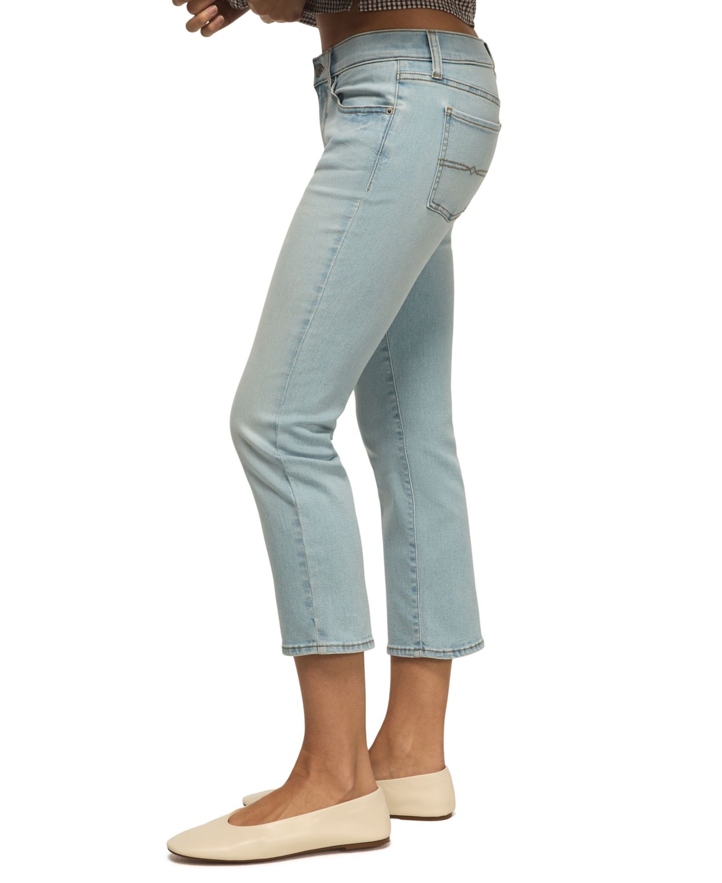 Женские джинсы Lucky Brand Sweet Mid-Rise Capri, цвет: Синий пляжный варёный — фото 3
