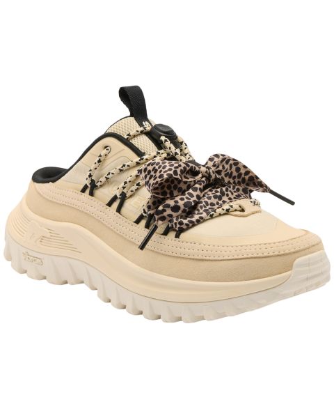 Женские кроссовки Sorel Callsign Slip-On Mule, цвет: Выбеленный / Чёрный