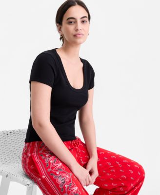 Women's Scoop-Neck Layering T-Shirt