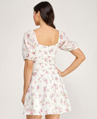 Juniors' Embroidered Floral Puff-Sleeve Cutout Dress
