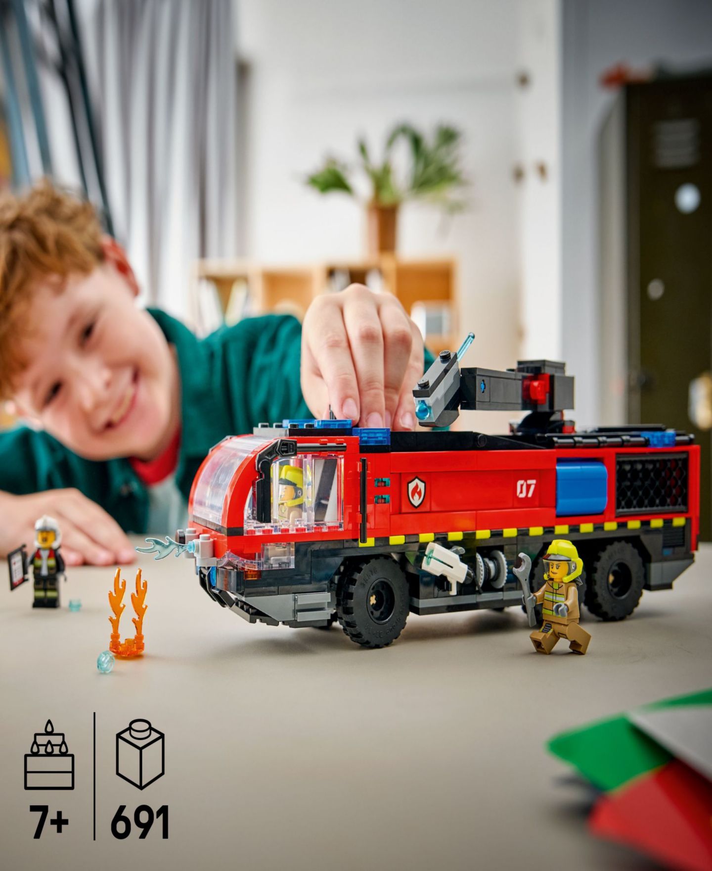 Детский конструктор LEGO® City Airport Fire Truck Toy Building Set 60499, 691 Pieces — фото 2