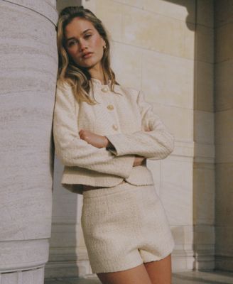 Women's Structured Curved Side Zipper Shorts