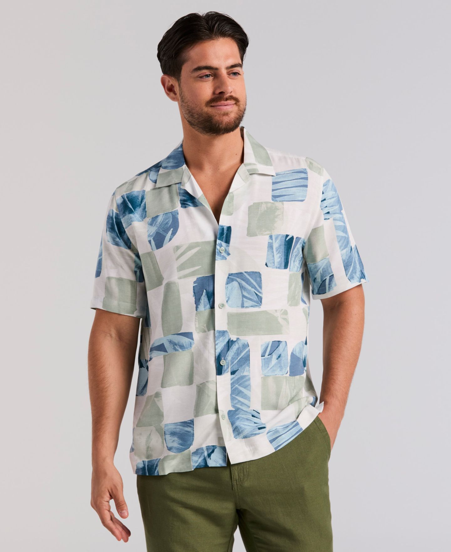 Мужская рубашка Cubavera Water Color Tropical Geometric Short-Sleeve, цвет: Синий — фото 1