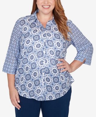 Plus Size Mykonos Geometric Button front closure Collared Top