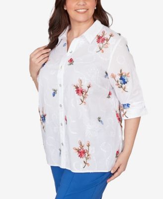 Plus Size The Royal Treatment Embroidered Flower Button front closure Top