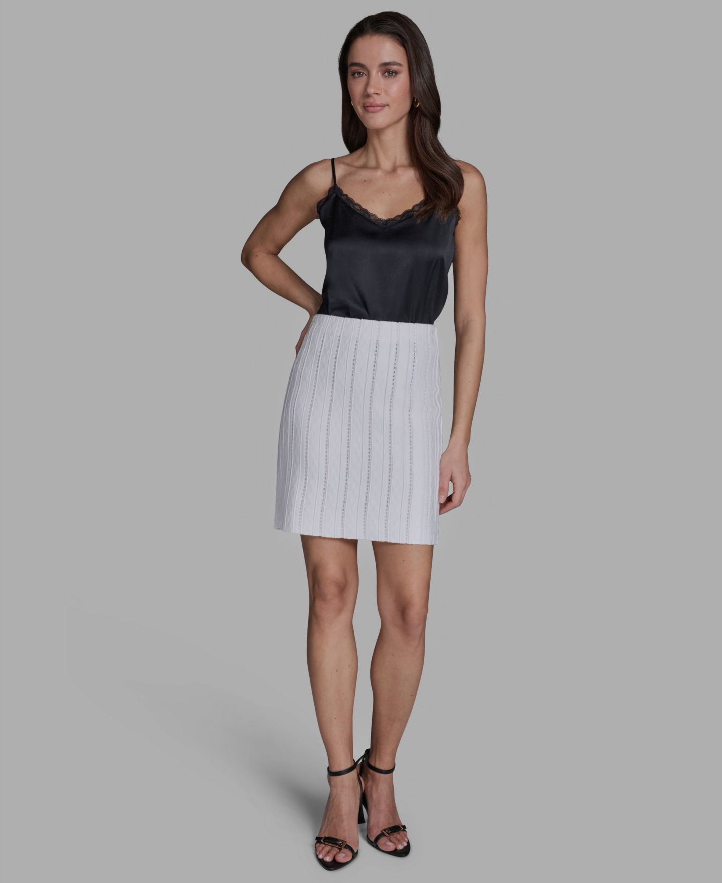 Женская юбка BCBG Pull-On Mini Sweater Skirt, цвет: Белый — фото 2