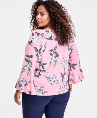Plus Size Winding Leaves Flare Sleeve Boat Neck Top
