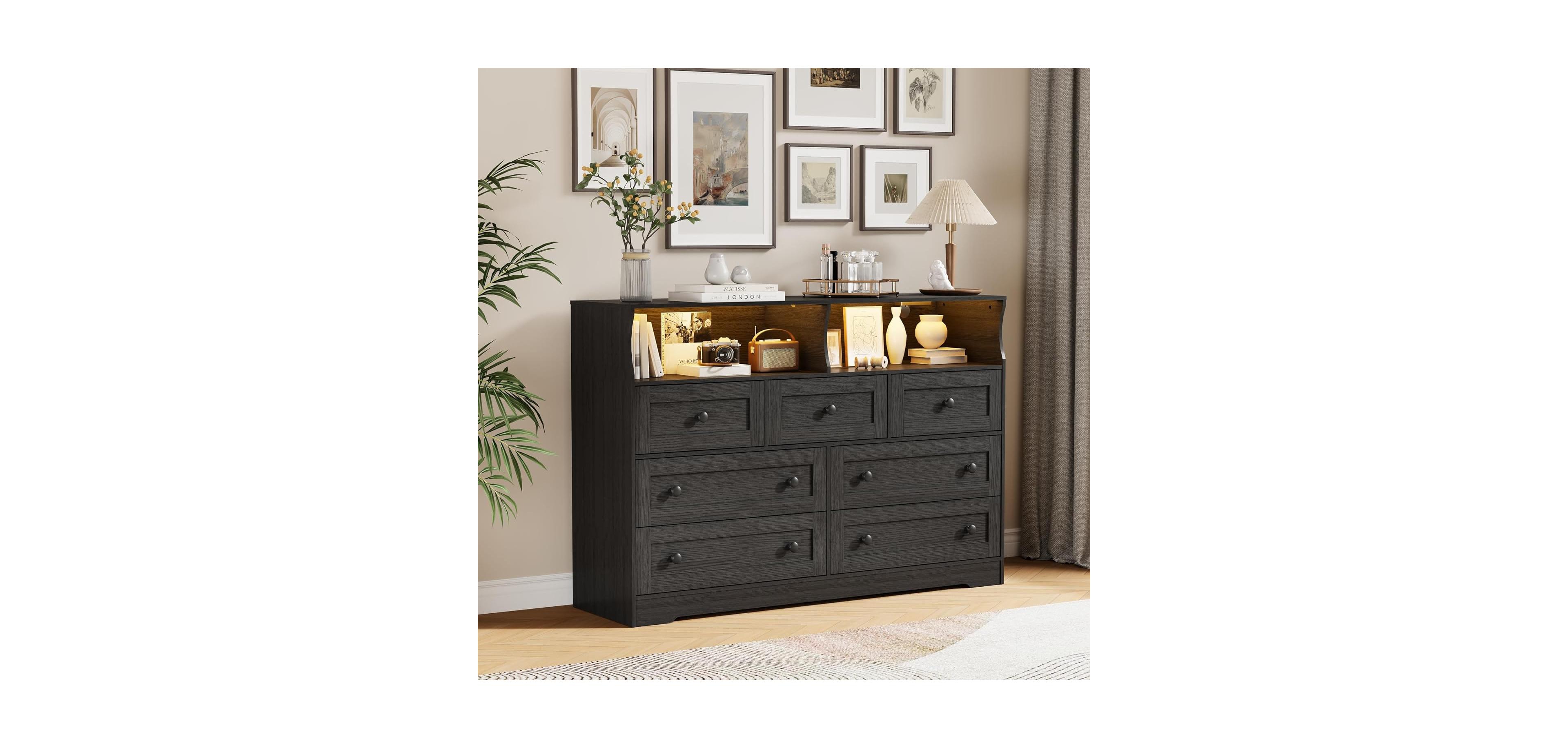 gaomon 7-Drawer Bedroom Dresser with Led Lights, Wooden Chest of Drawers with Charging Station and 2 Open Storage Compartments