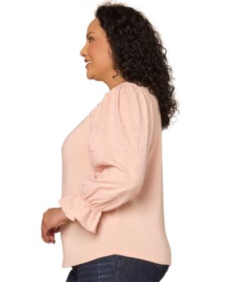 Plus Size Die Cut Embroidered Scoop Neck Top