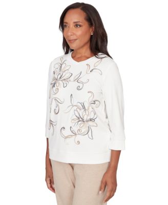 Petite Soutache Floral Embroidered Top