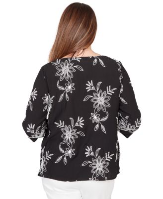 Petite Classics Tossed Floral Embroidered Crewneck Top