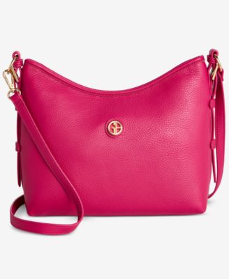 Pebble Soft Medium Shoulder Bag