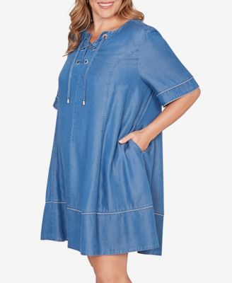 Plus Size Lace-Up Tm Tipped Dress