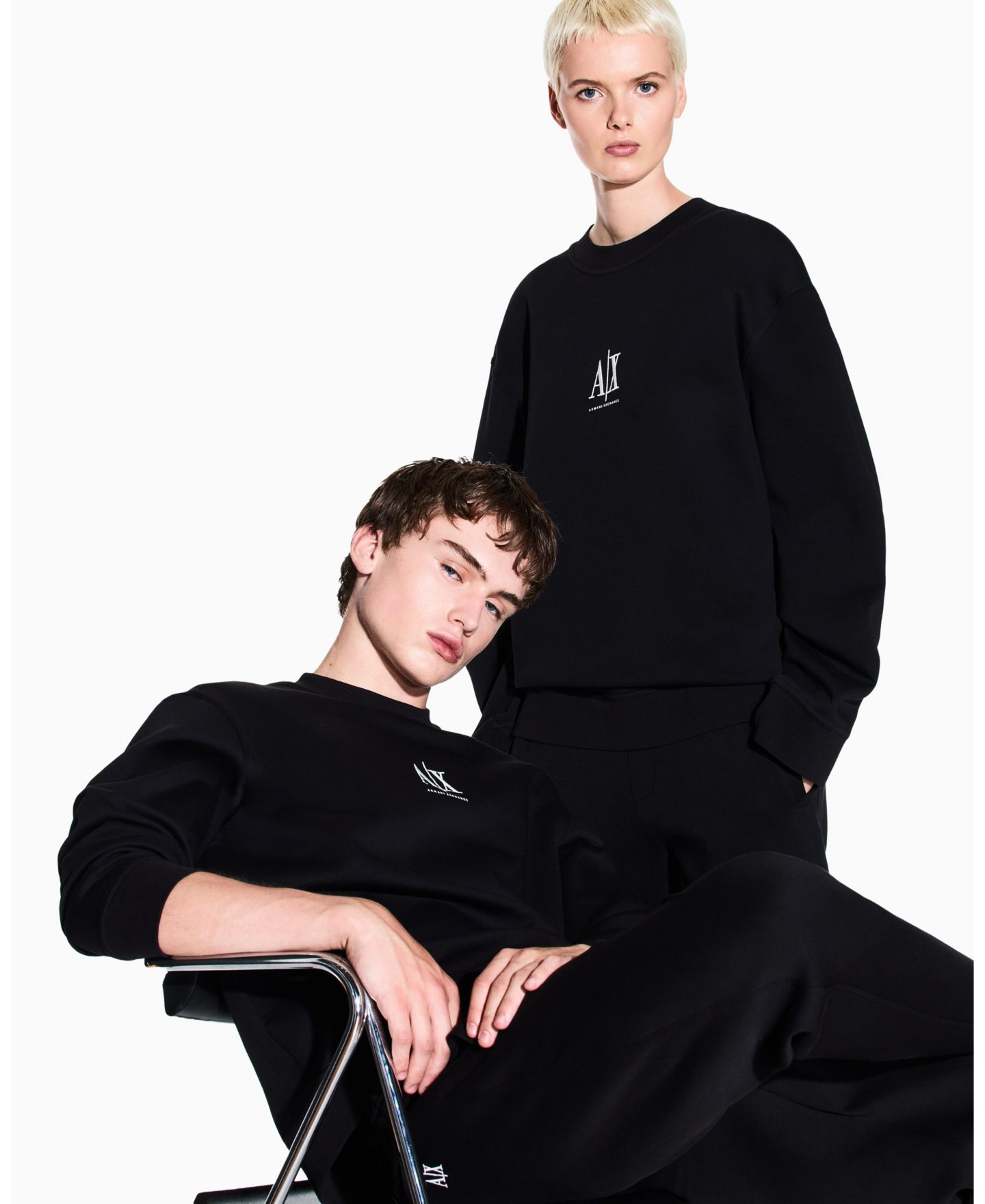 Мужские толстовки A|X Armani Exchange Icon Logo Fleece Crew Neck, цвет: Чёрный — фото 3