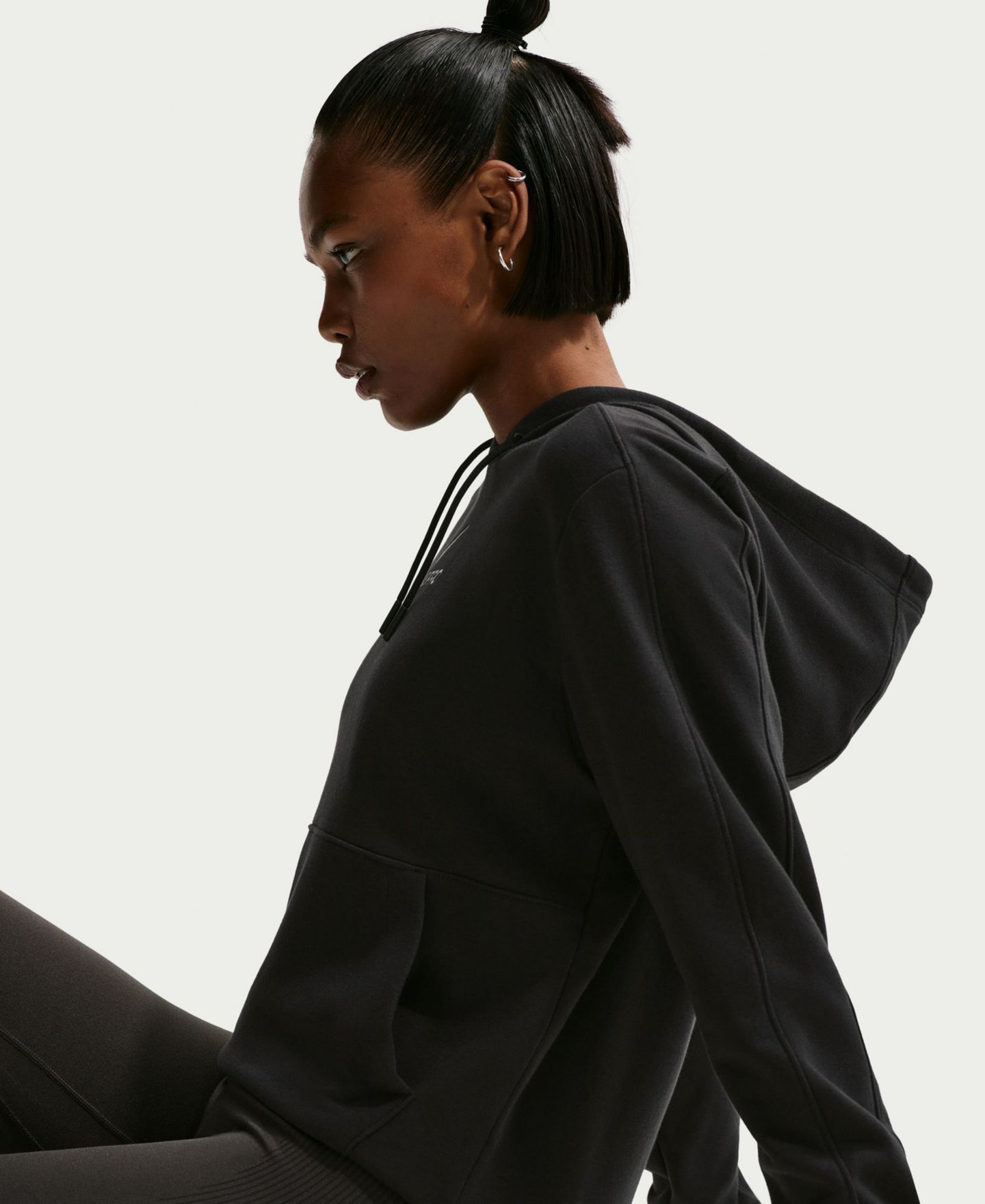 Женское худи Nike Pro Dri-FIT French Terry Pull-On, цвет: Чёрный / Белый — фото 3