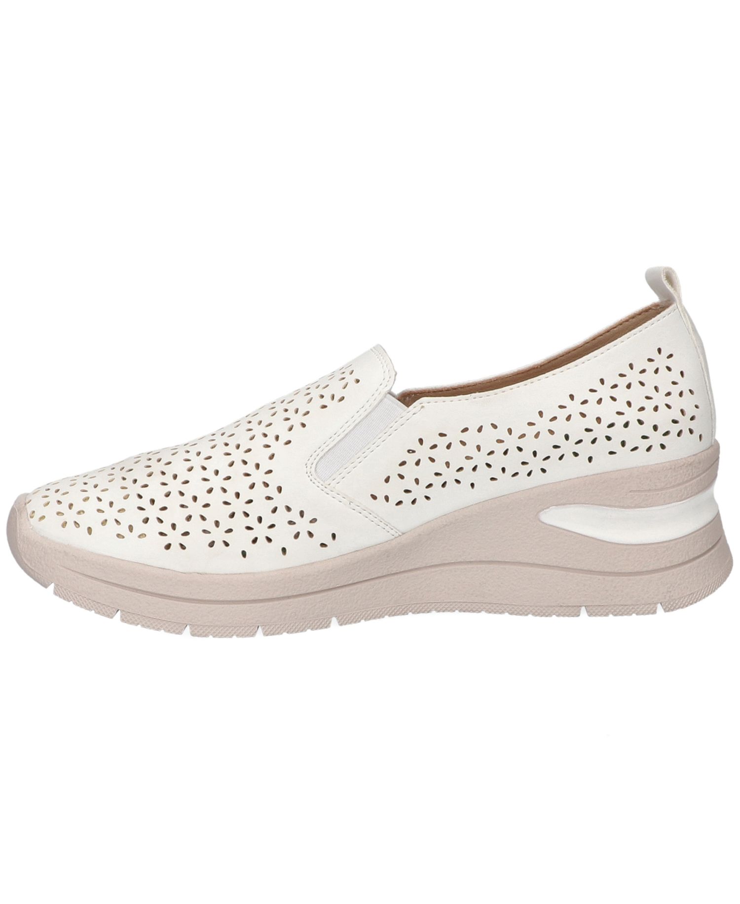 Easy Street Women's Nottingham Slip-On Sneakers