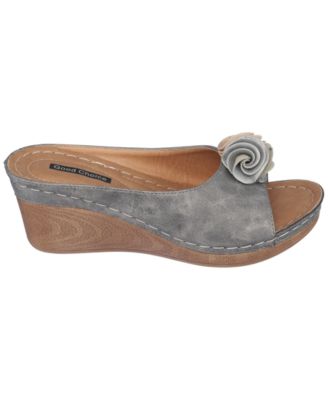 Women's Sydney Rosette Wedge Sandals
