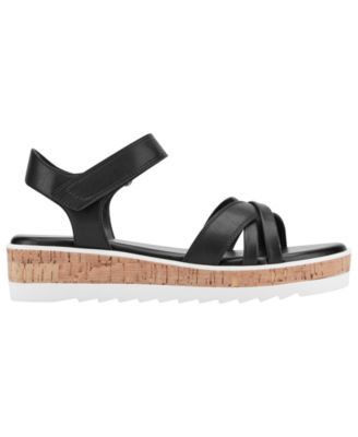 Women's Gyllie Flat Platform Sandals