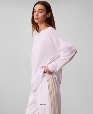 Women's Classic-Fit Long-Sleeve T-Shirt