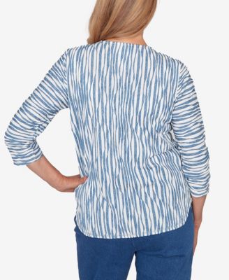 Women's  Austin Novelty Spliced Textured Top with Necklace