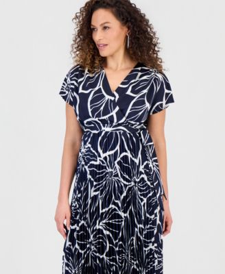 Women's Printed Surplice-Neck Pleat-Skirt Dress