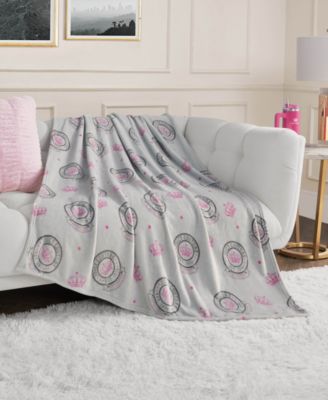 Plush Throw, 50" x 70"