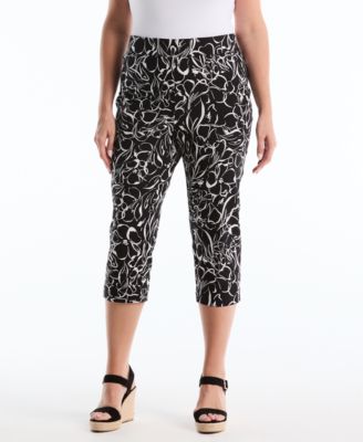 Plus Size Hibiscus Printed Pull-On Capri Pants