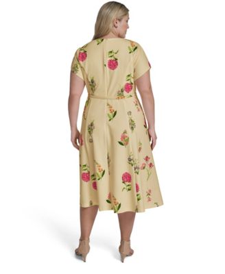 Plus Size Jewel Neck Midi Dress