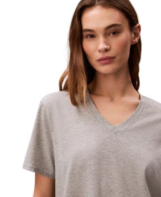 Women's Classic-Fit V-Neck T-Shirt