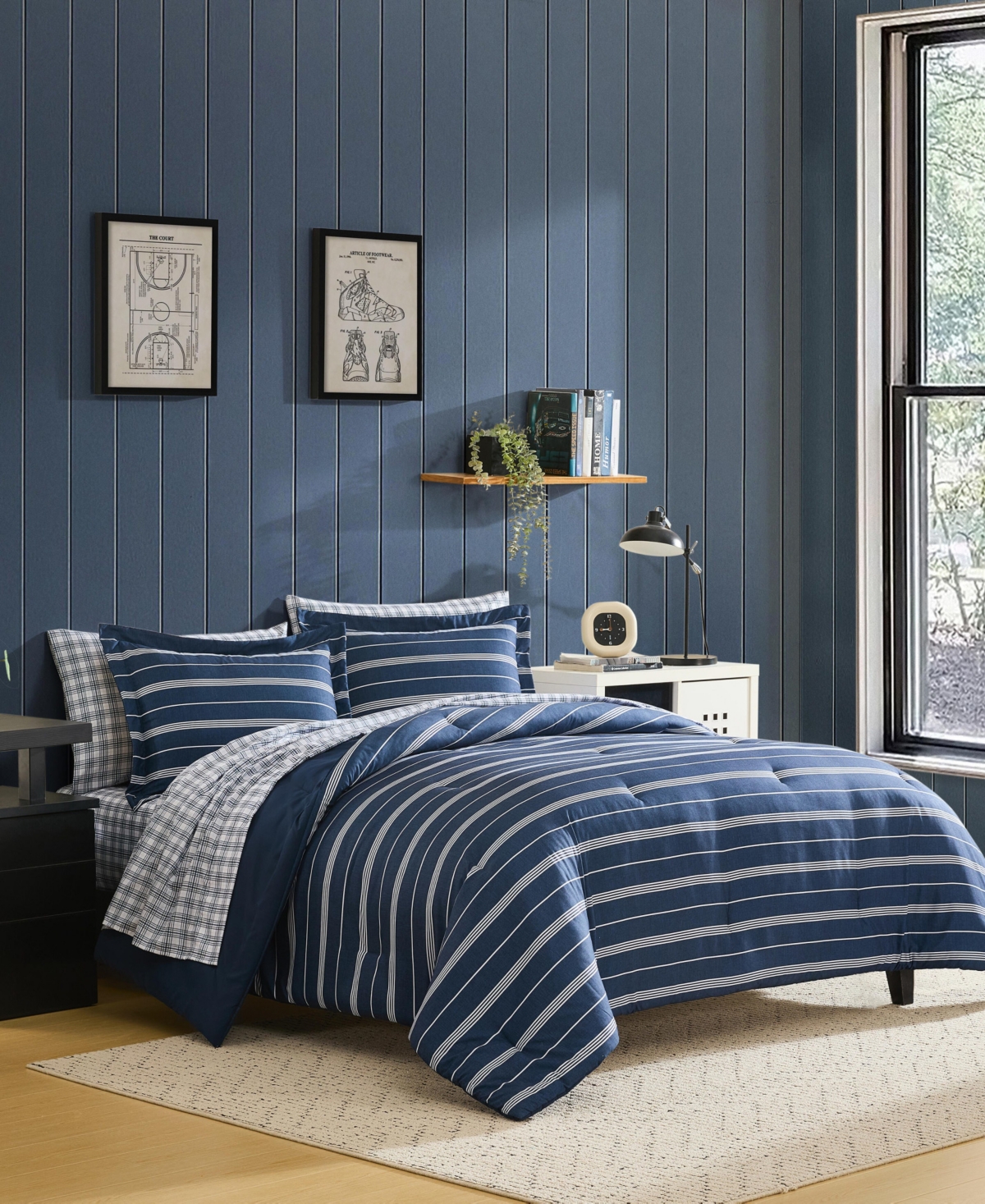 Nautica Mariners Line Reversible 7-Pc. Comforter Set