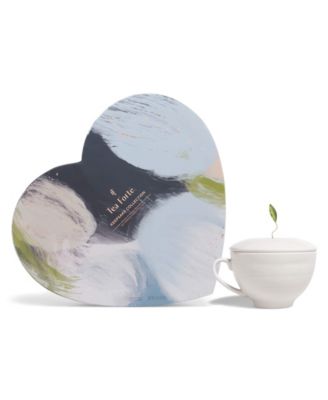 Keepsake Collection and White Cafe Cup, 26 Pyramid Infusers