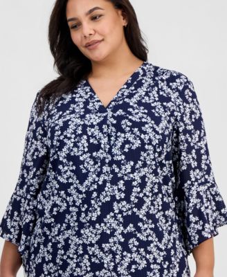 Plus Size Printed Y-Neck 3/4-Sleeve Top