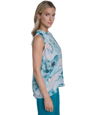 Women's Textured Ruffle Neck Top