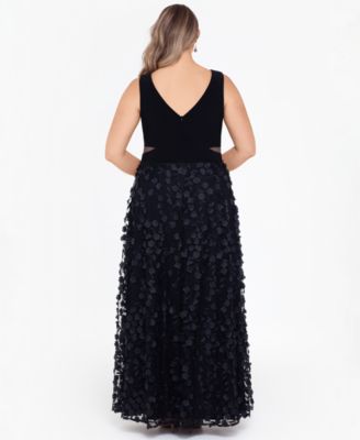 Plus Size V-Neck Sleeveless Ball Gown