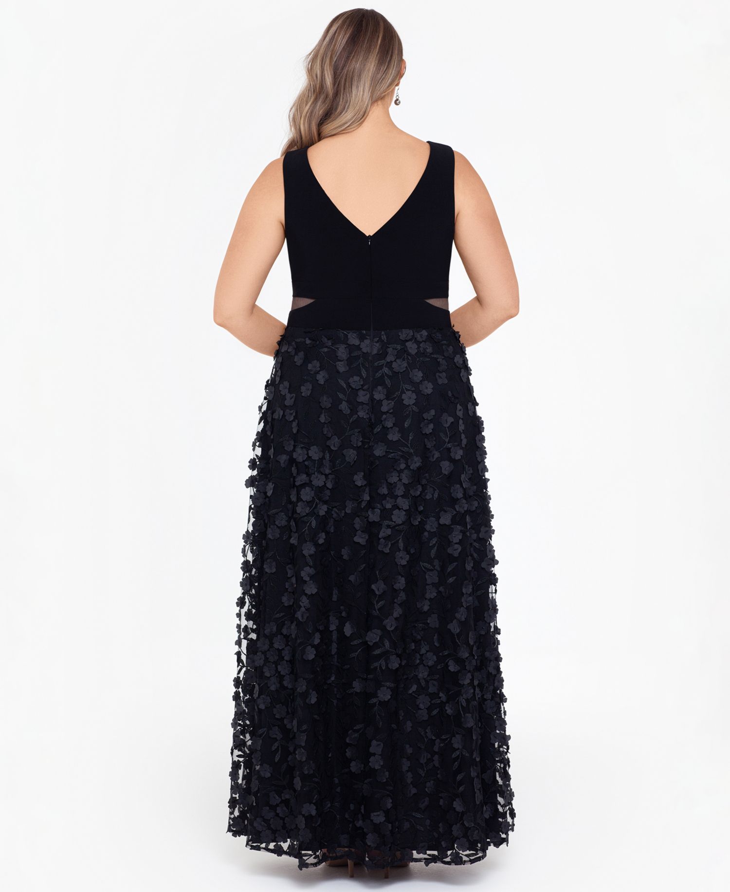 Plus Size V-Neck Sleeveless Ball Gown