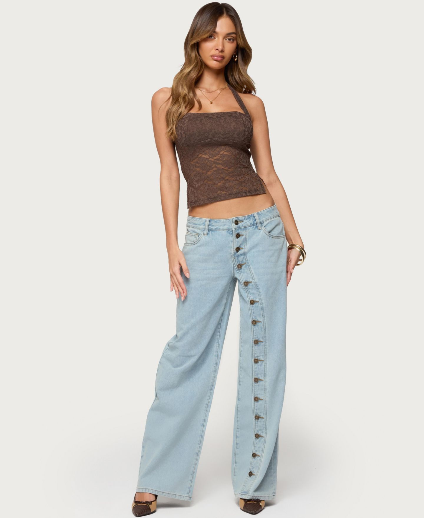 Женский топ Edikted Zolah Lace Straight Neck Halter, цвет: Тёмный коричневый — фото 3
