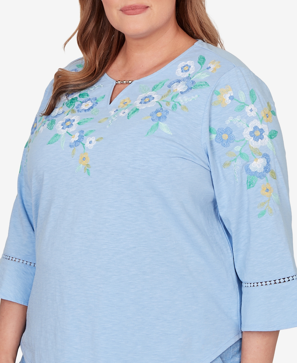 Alfred Dunner Plus Caribbean Blues Floral Embroidered Split Neck Top