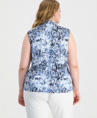 Plus Size Triple-Pleat V-Neck Sleeveless Top