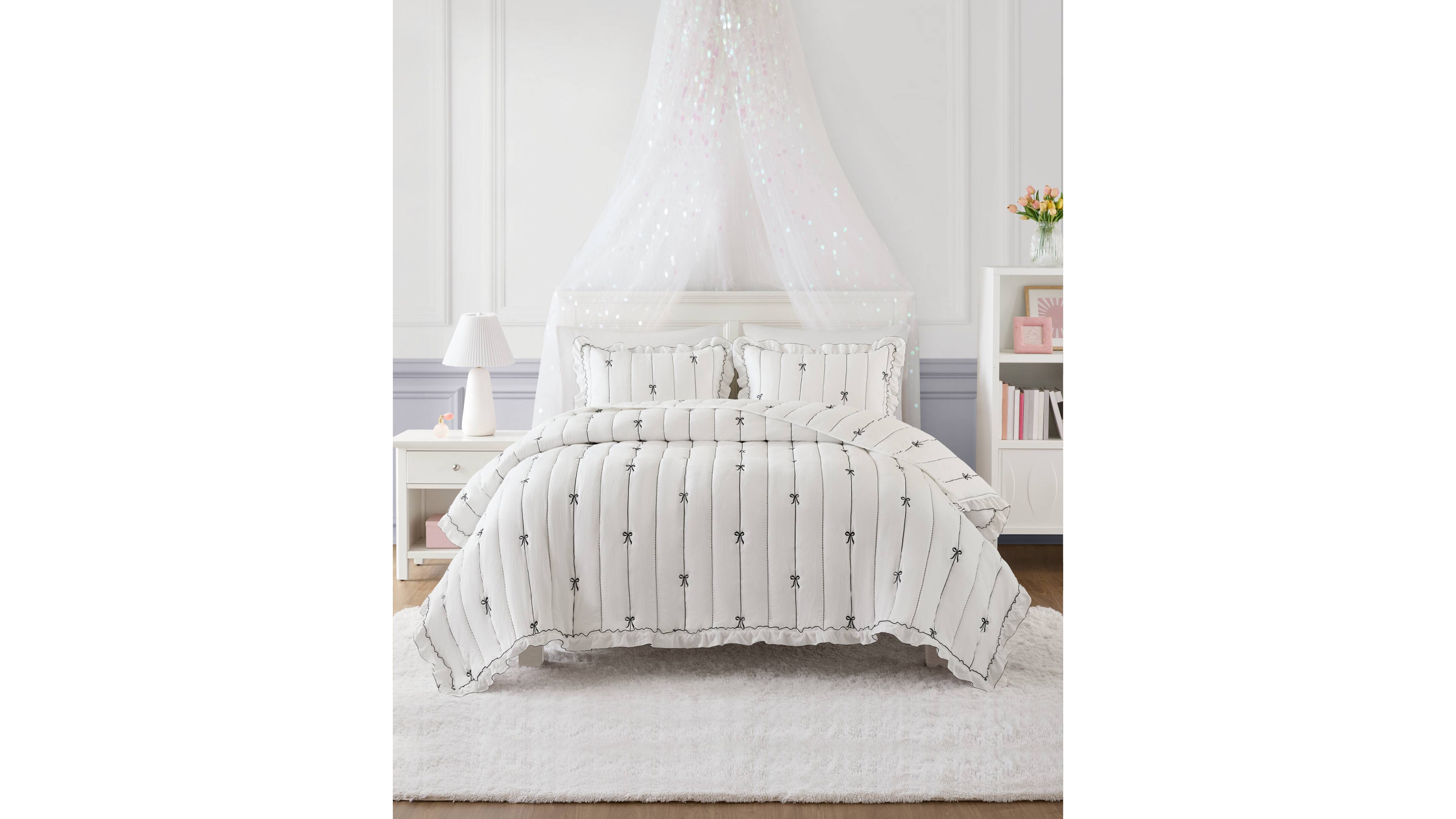 Intelligent Design Liv Microfiber Down Alternative 3-Pc. Quilt Set, Full/Queen