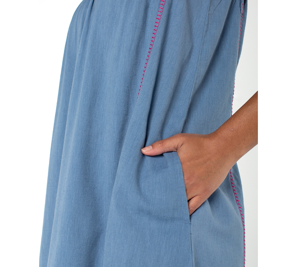 Liverpool Los Angeles Women's V-Neck Woven Dress