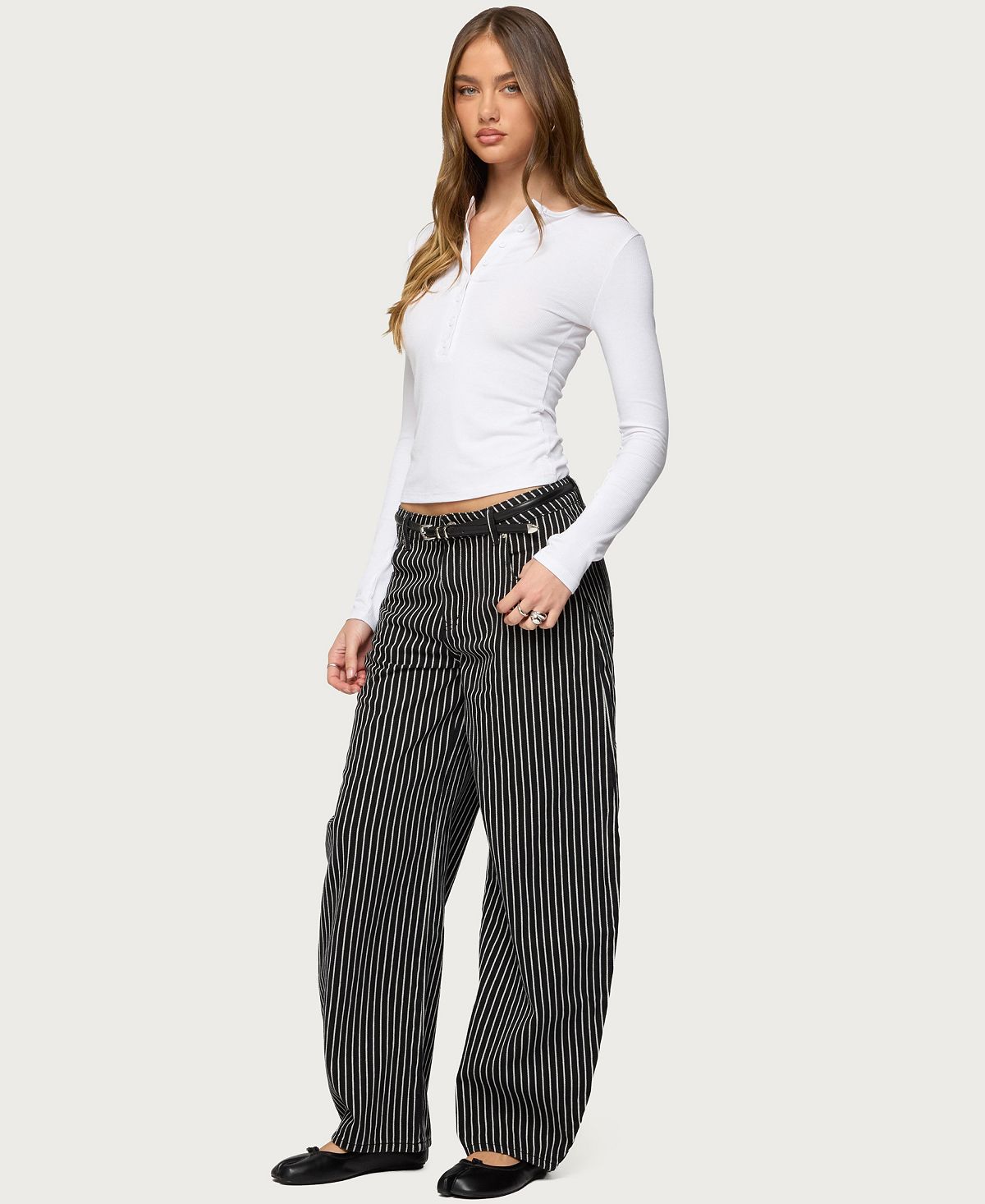 Edikted Women's Pinstripe Low Rise Barrel Leg Jeans view 3 — MAYCSS fashion products