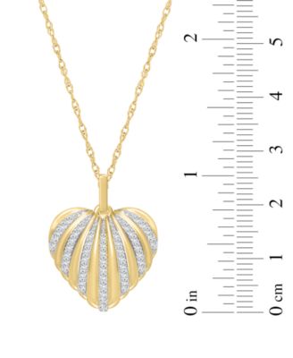 Diamond Pendant Necklace (1/5 ct. t.w.) in 10k Yellow Gold White Rhodium